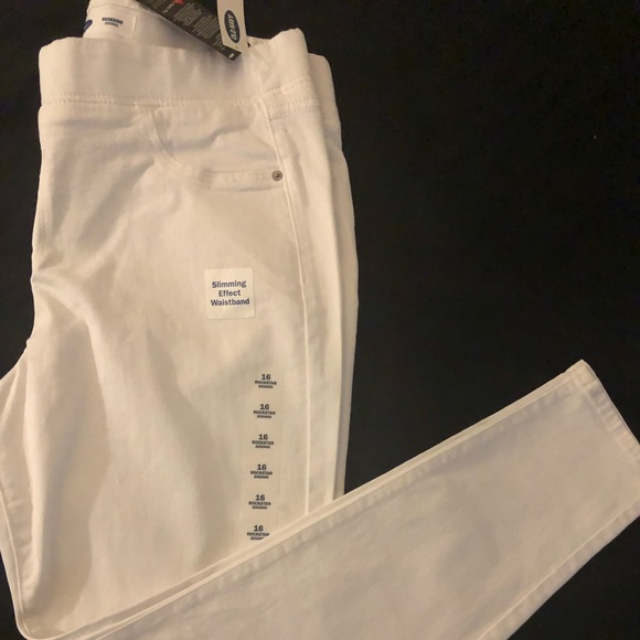 Old Navy Pants - 🔥Old Navy Rockstar Jeggings🔥